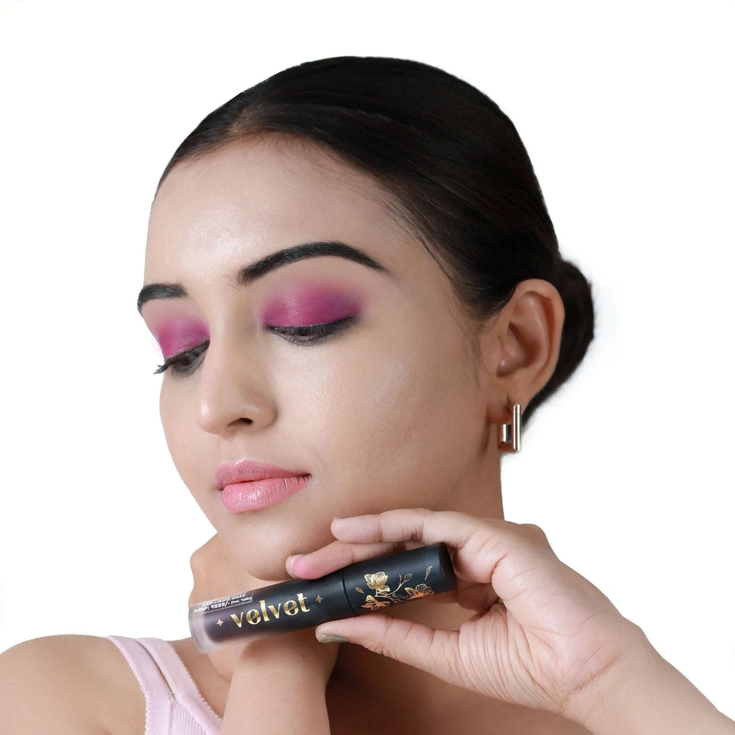 Aflairza Velvet Liquid Eyeshadow  black  Grapes